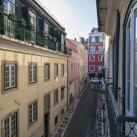 Lovelystay - Chiado 2 Bedroom Charm! Lisabona Exterior foto