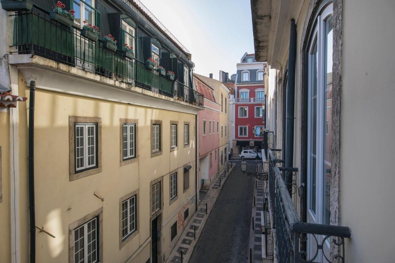 Lovelystay - Chiado 2 Bedroom Charm! Lisabona Exterior foto