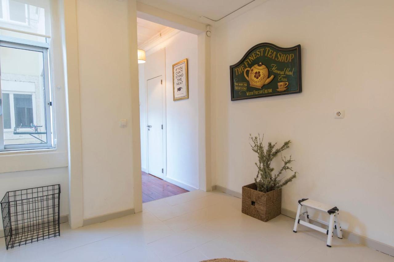 Lovelystay - Chiado 2 Bedroom Charm! Lisabona Exterior foto